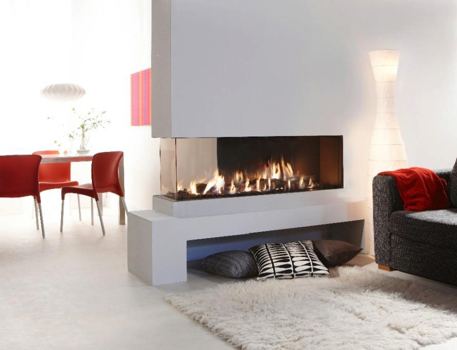 Frameless modern glass fireplace design