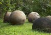 rock-balls-gardening-ideas