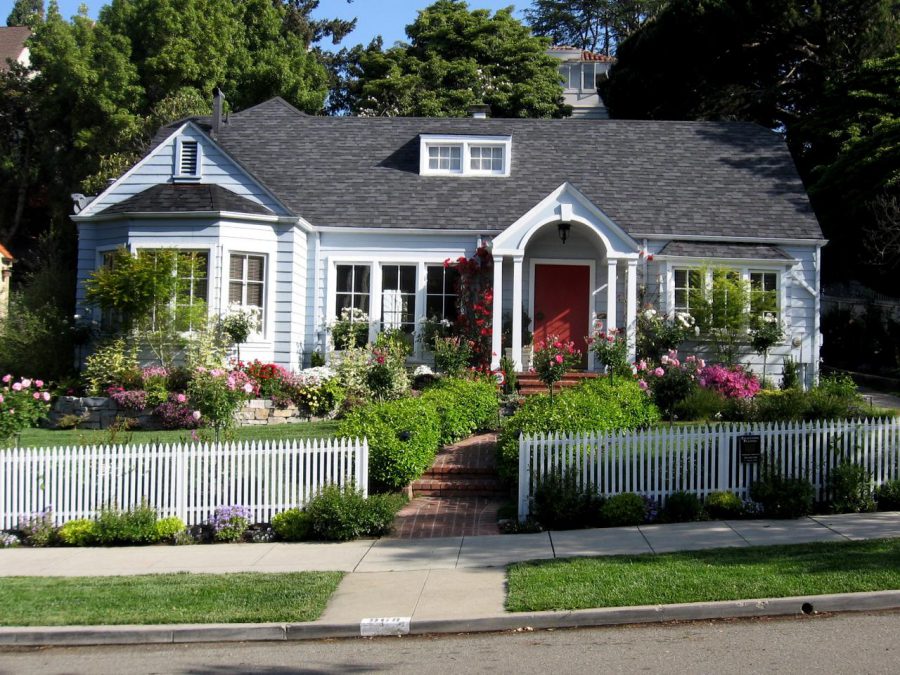 front yard landscaping ideas with fence