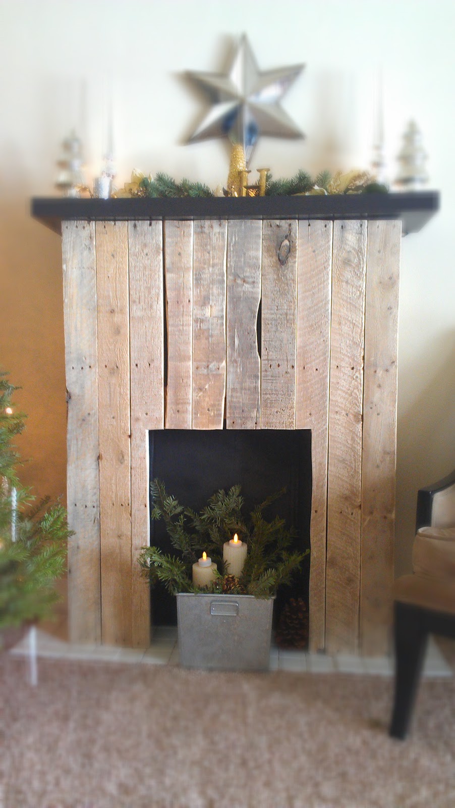 pallets-fireplace