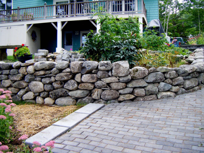 rock wall garden designs