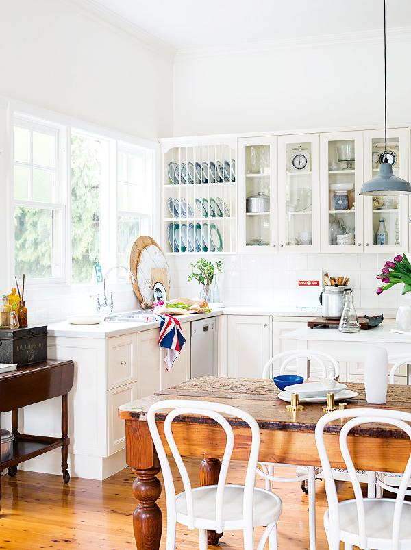 sweet-country-home-kitchen