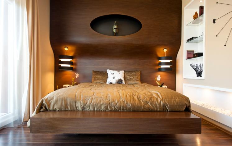 small-rich-bedroom-with-wood-wall