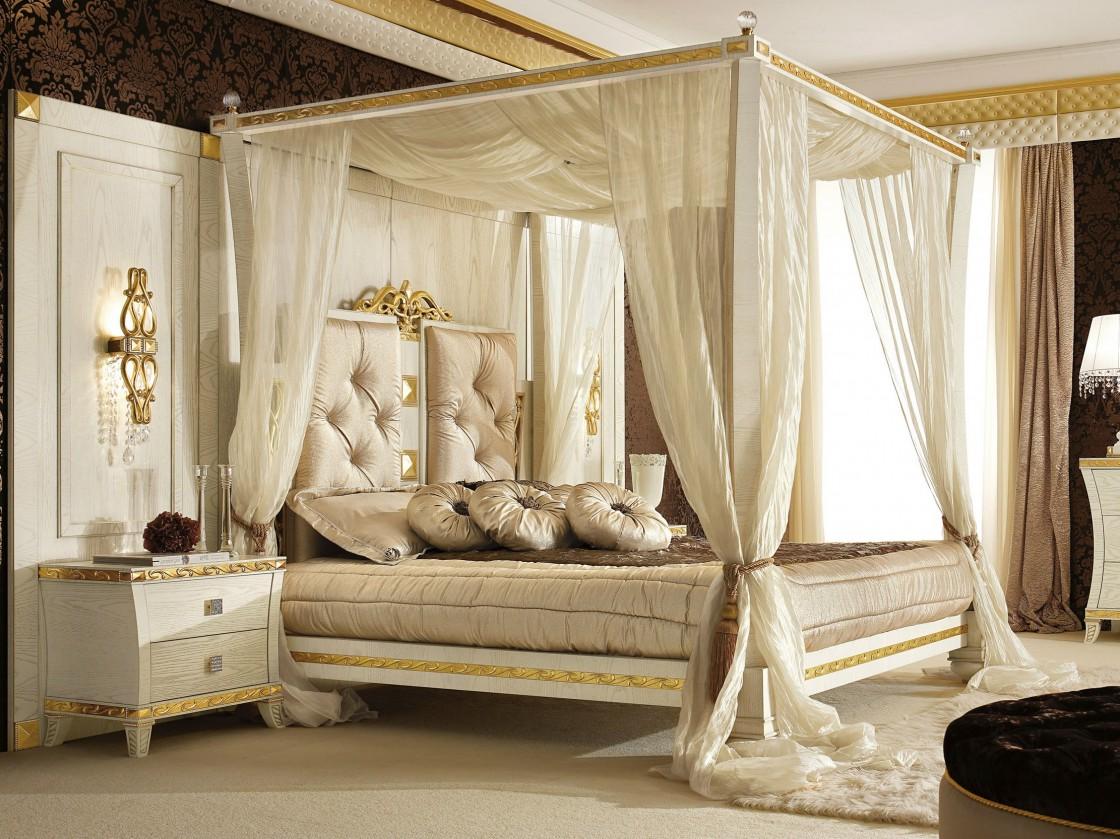 traditional vintage bedroom with curtains