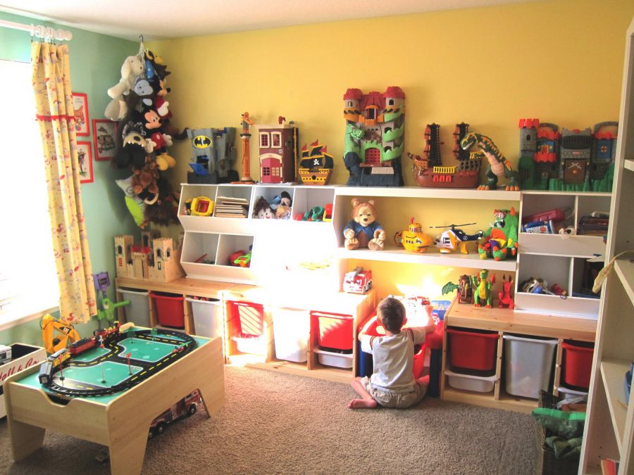 Toy storage ideas for boy's bedrooms