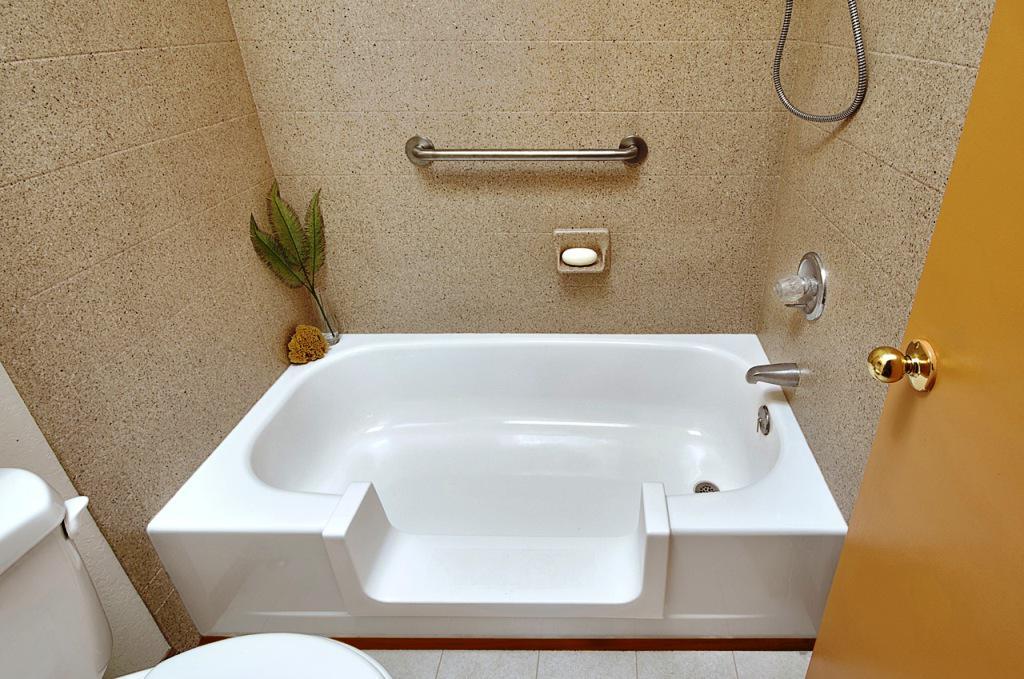 accessible tub