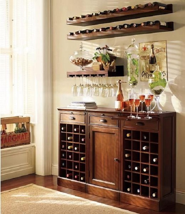 Chest of wine storage place