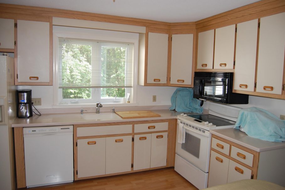 Comfortable Kitchen Cabinet Refacing