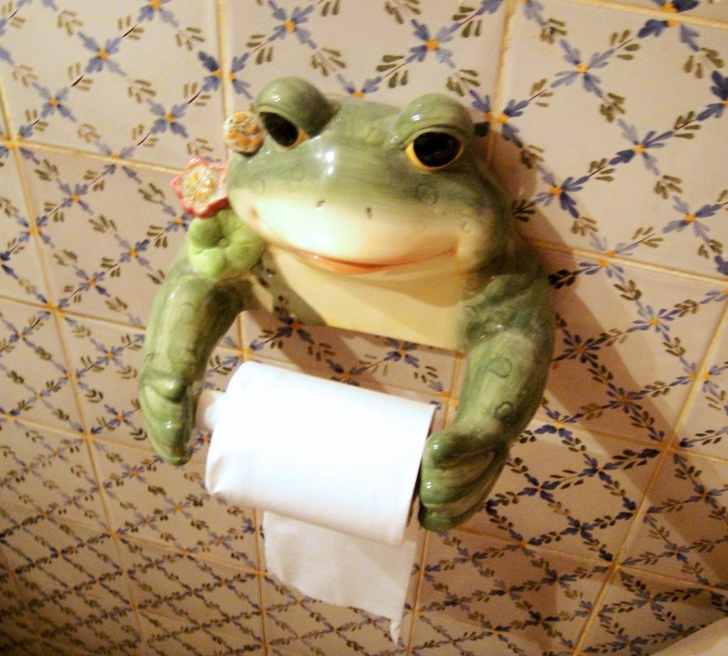 frog toilet paper roll holder