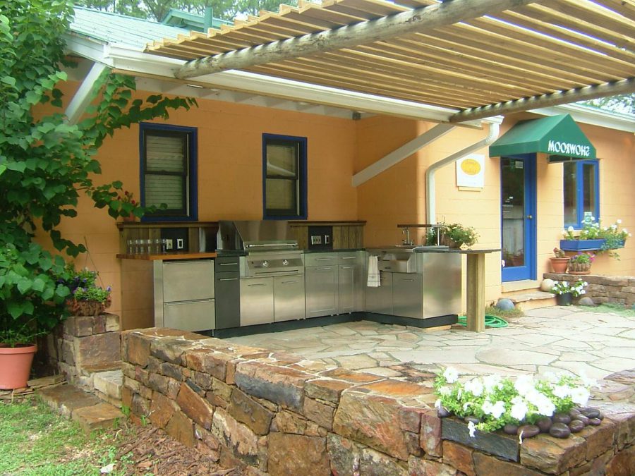 Outdoor Gourmet With Steel Kitchen Counter and Drawers