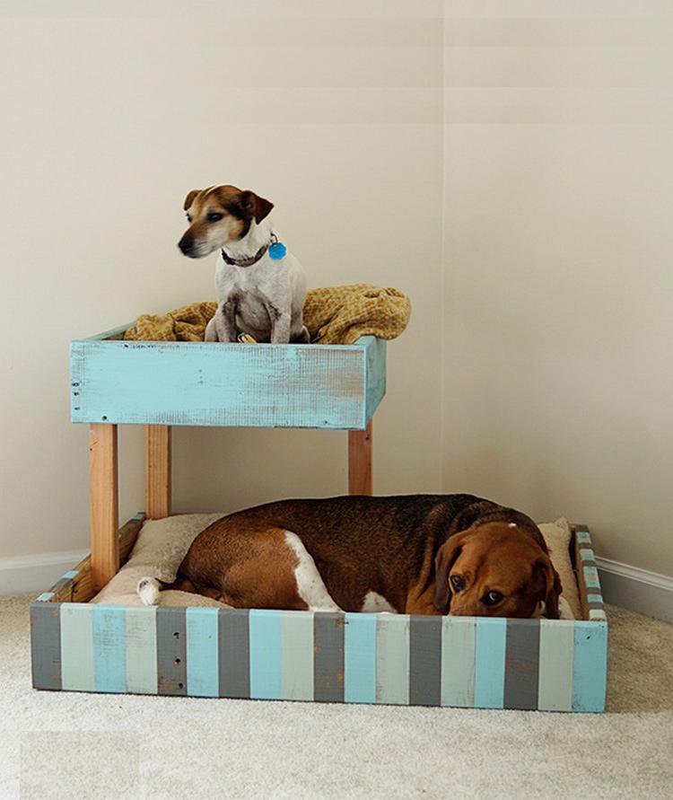 Shipping-Pallet-Dog-Bed