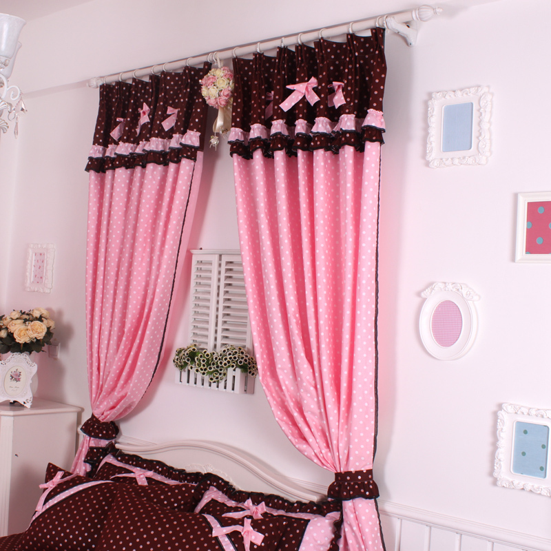 Hot Pink Bedroom Curtains.