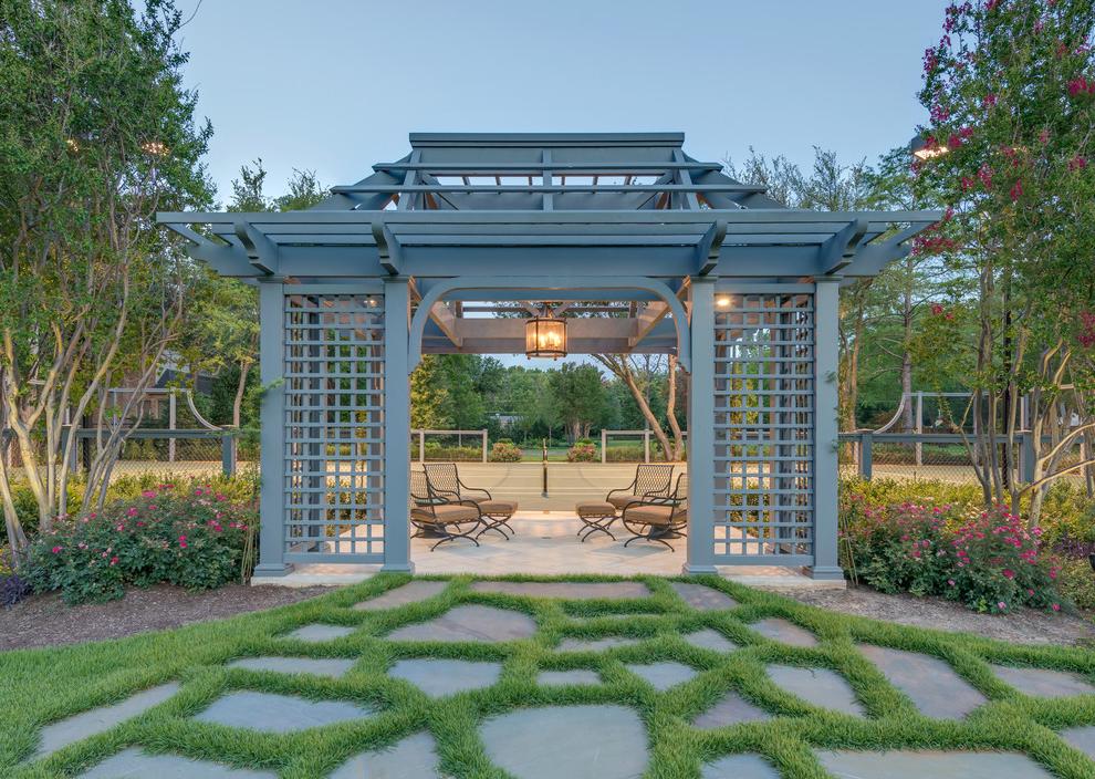 Mix of Asian and modern style gazebo