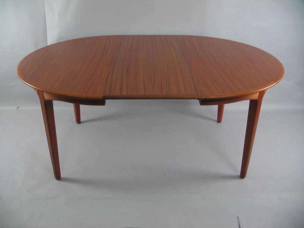 Oval Teak Dining Table