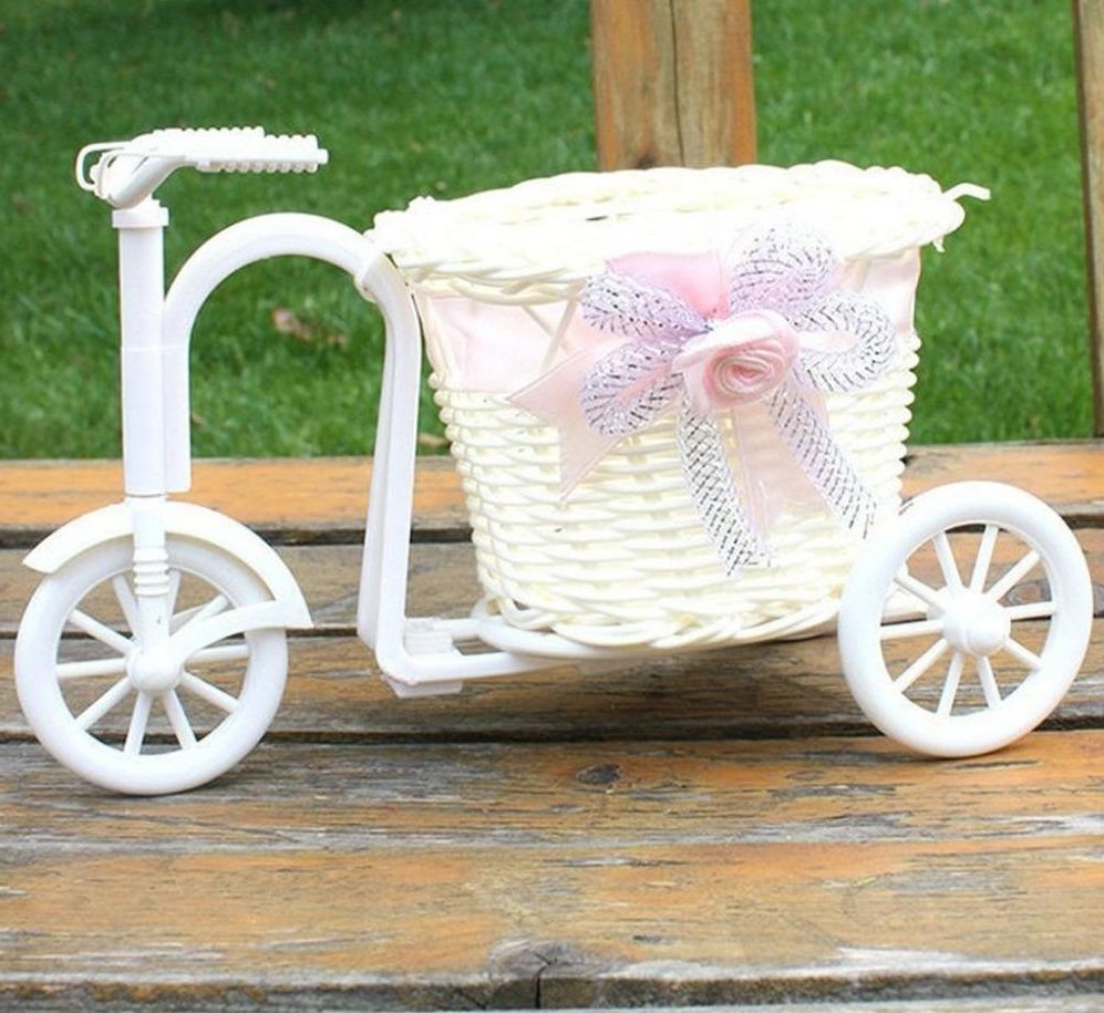 Rattan Tricycle Bike Design Flower Basket Decoration