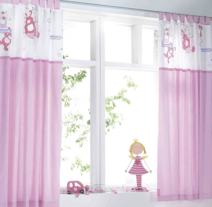 Romantic Bedroom Curtains.