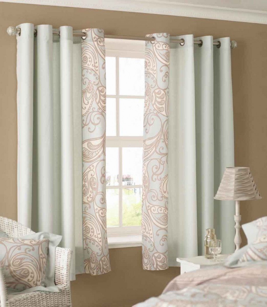 Small Bedroom Window Curtains.