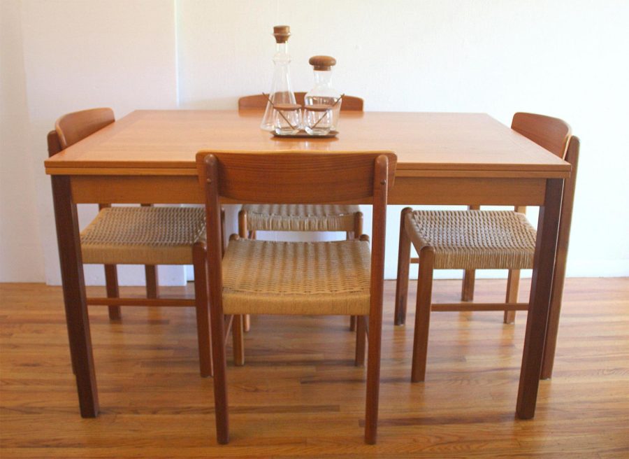 teak breakfast table