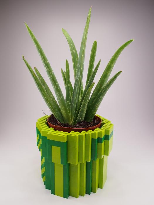 Lego-flower pot