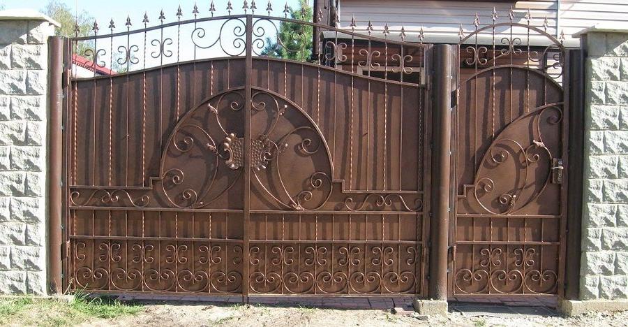 unique pattern forged gates