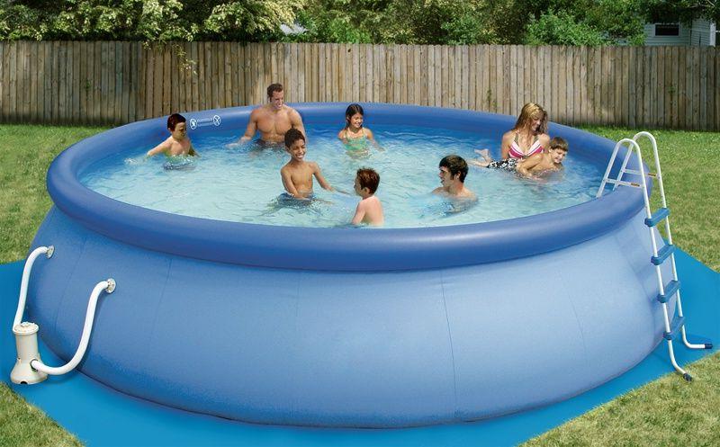 Swimming pool with inflatable upper ring