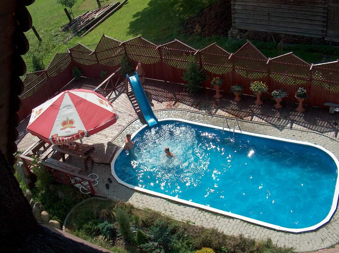 rectangular above ground backyard pool