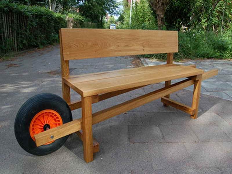 DIY Wooden Pallet Benches