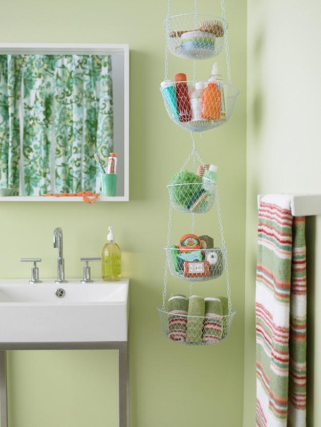 Inexpensive hanging storage idea for bathroom