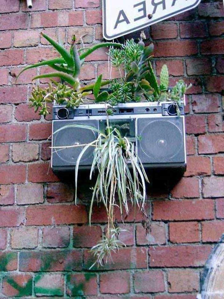 Unique DIY Planter Idea