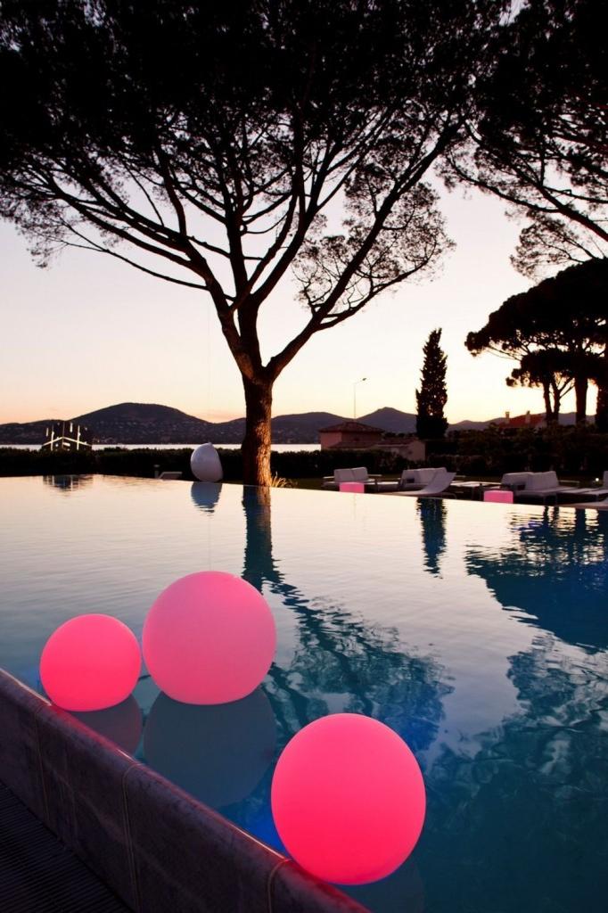 Pink floating balls