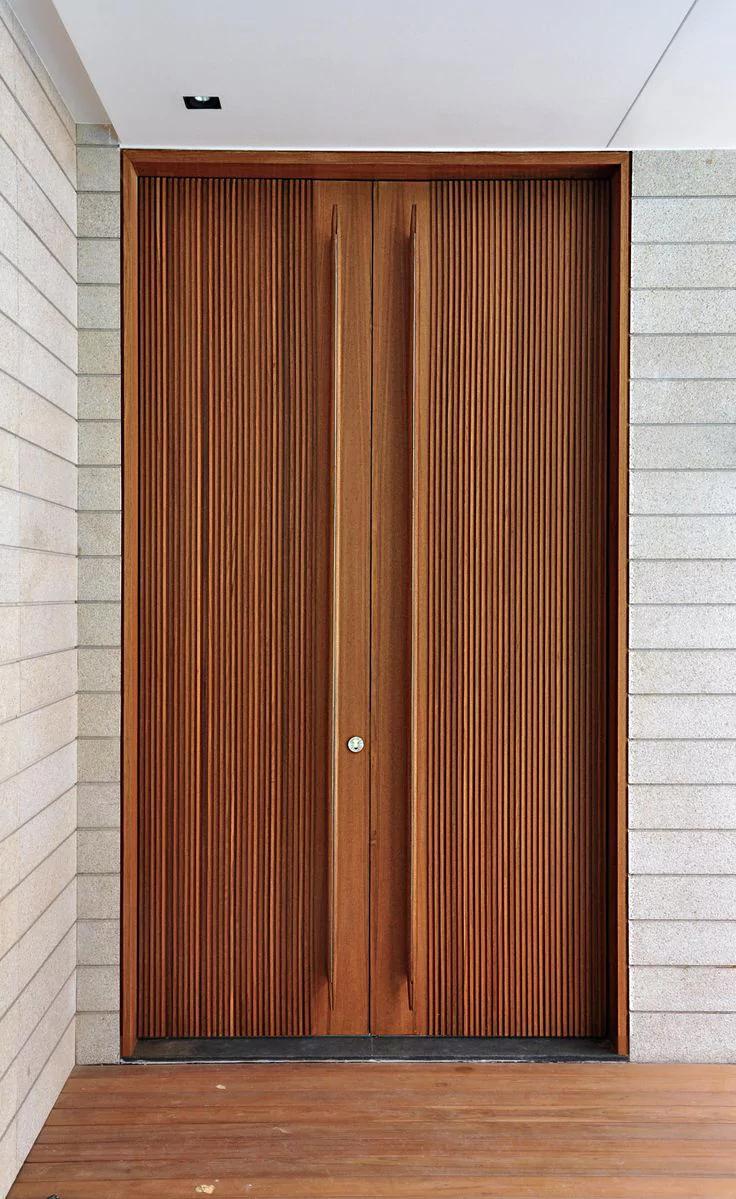 minimalist front door decor