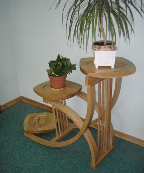 round wooden plant stands