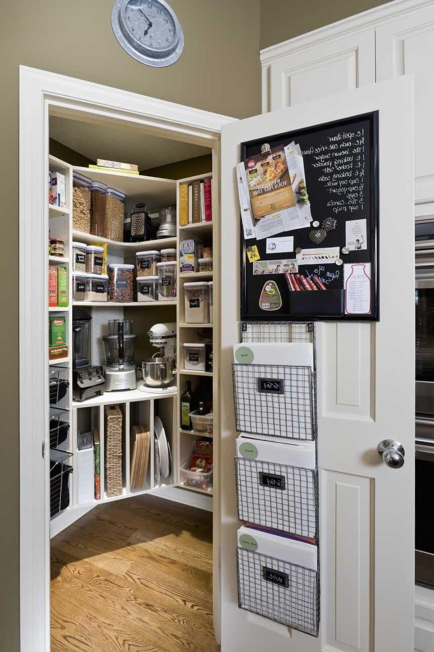 Pantry design in the apartment