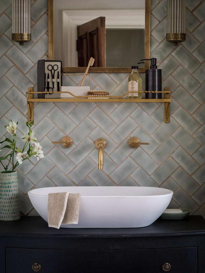 white bathroom vanity with farmhouse sink