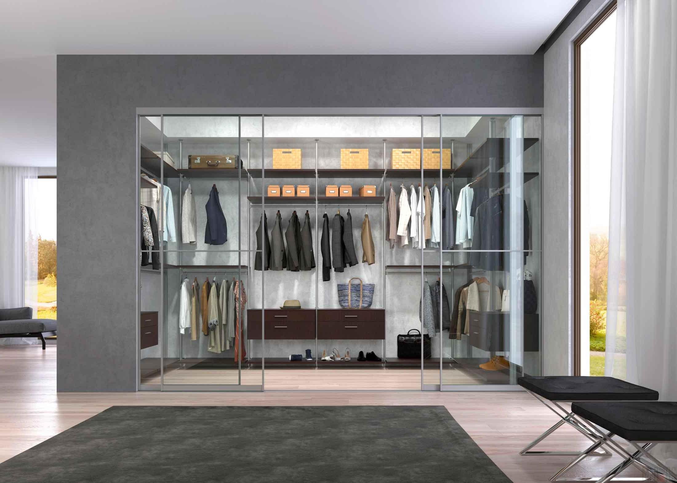 Spacious multi-purpose dressing room design