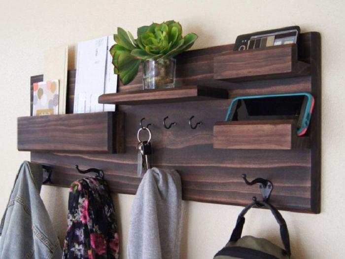 dark wood entryway hanging storage ideas