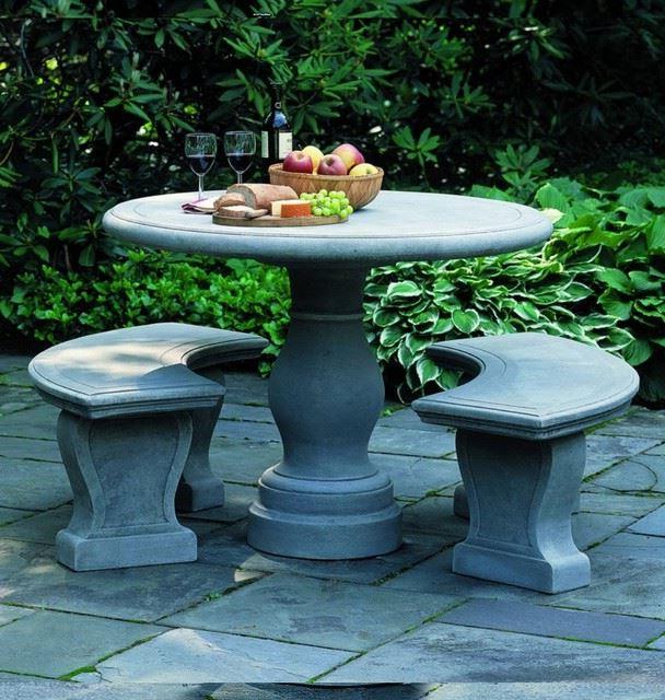 ROUND CONCRETE TABLE