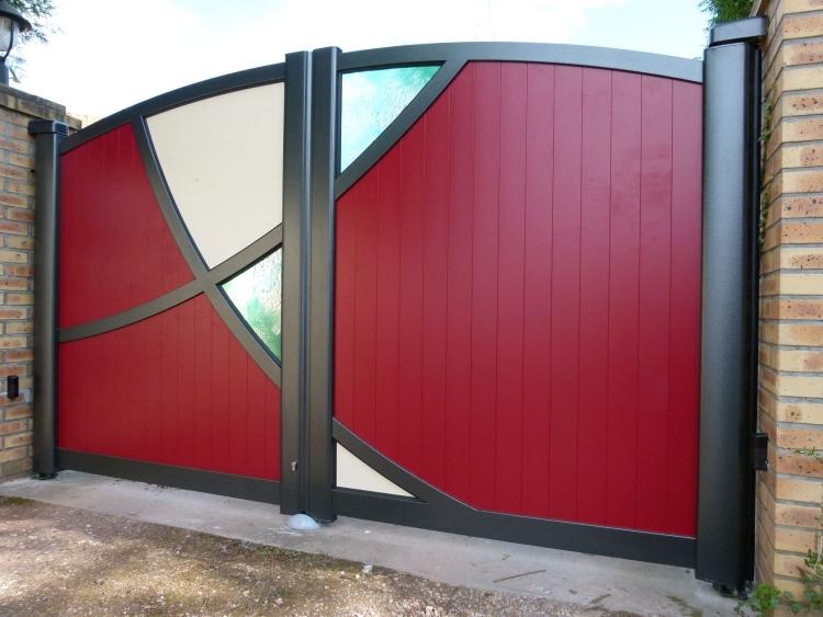 metal gates with glass inserts