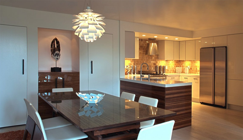 Chandeliers and lamps for the dining area of ​​the kitchen
