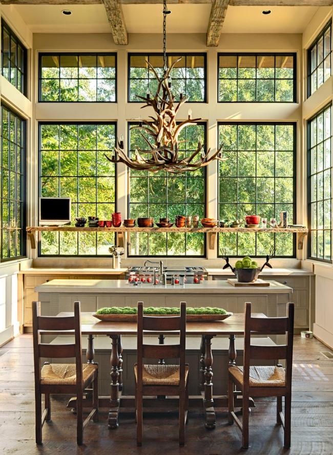 Chic rustic kitchen with high ceiling