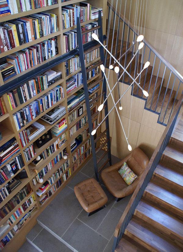 entire wall for books and magazines