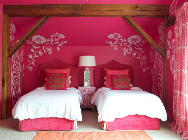 Children's room for girls in oriental style