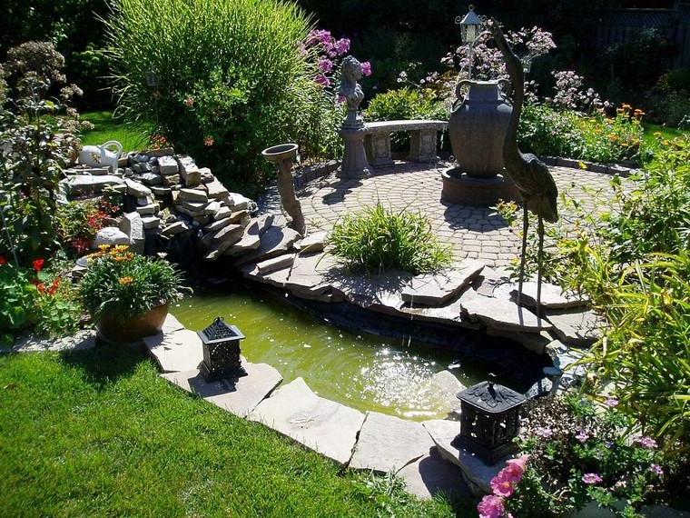 Garden ponds to beautify your outdoor space