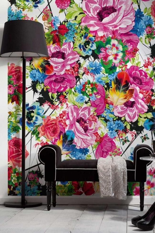 Wall painting gives the room a bright personality