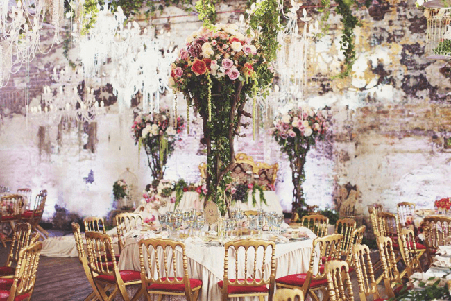 Non-standard decorations will decorate the banquet hall in a festive and original way