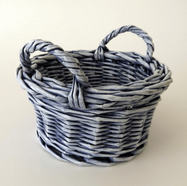 Decorative paper basket