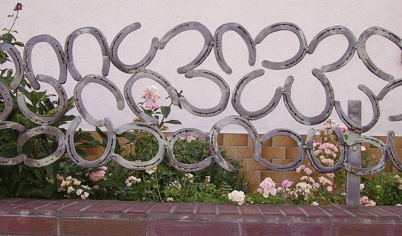 original horseshoe fence