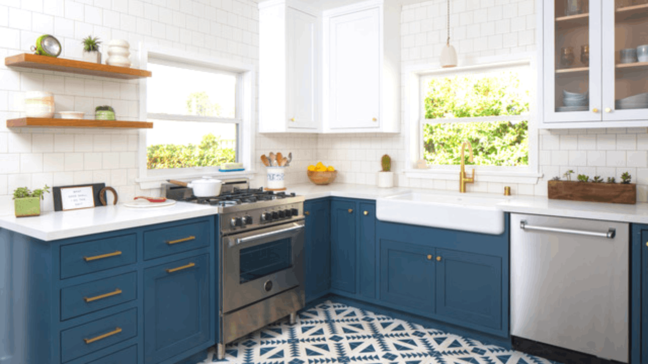 7 Amazing Kitchen Makeovers - Check Them Out